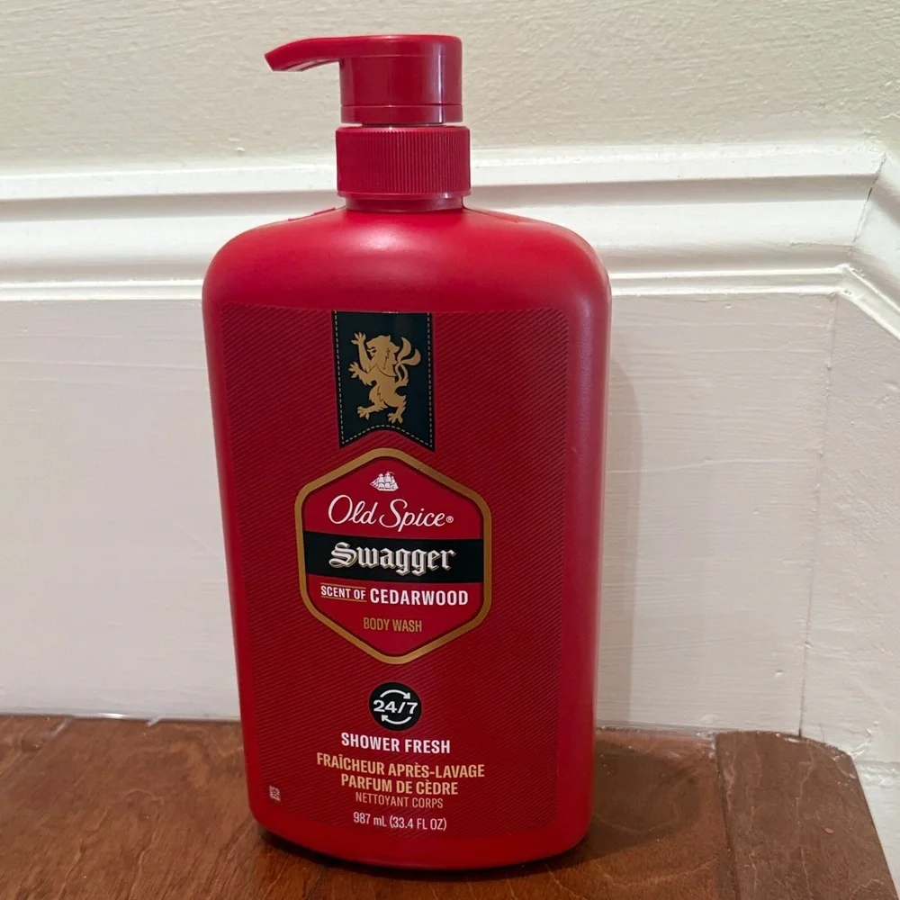 Old Spice Swagger Cedarwood Body Wash